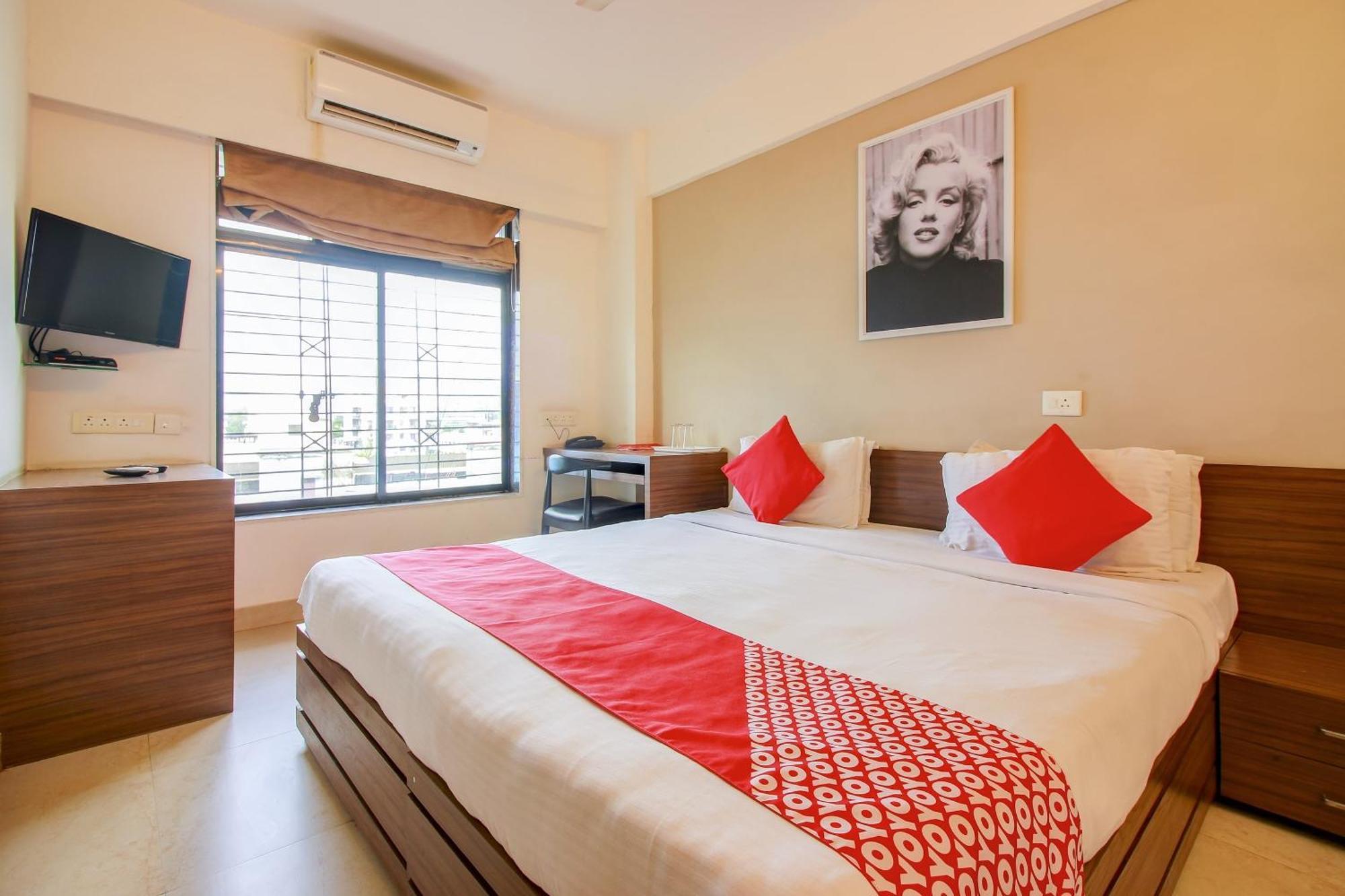 Super Collection O Panchratna Hotel Panvel Exterior photo